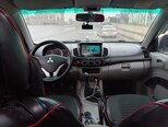 Mitsubishi L200-8