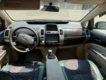 Toyota Prius-13