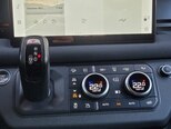 Land Rover Defender-18