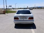 Mercedes E 240-7