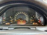 Mercedes E 240-21