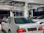 Mercedes E 240-15