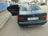 BMW 528-4