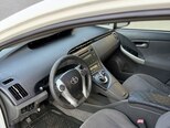 Toyota Prius-5