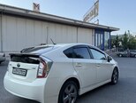 Toyota Prius-11