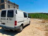 Ford Transit-10