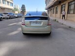 Toyota Prius-4