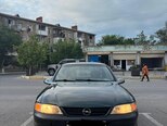 Opel Vectra-3
