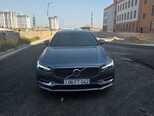 Volvo S90-1
