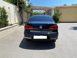 Volkswagen Passat-2