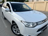Mitsubishi Outlander-2
