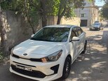 Kia Rio-4