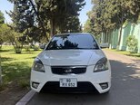 Kia Rio-1