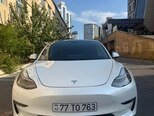 Tesla Model 3-1