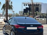 Hyundai Elantra-9