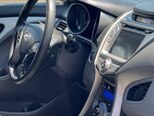Hyundai Elantra-11