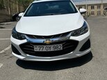 Chevrolet Cruze-1