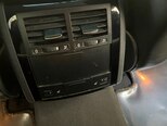 Volkswagen Touareg-13