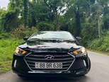 Hyundai Elantra-8