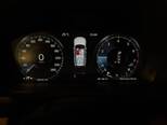 Volvo XC90-8