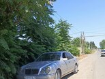 Mercedes E 220-1