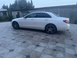 Mercedes E 220 d-3