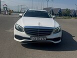 Mercedes E 220 d-1