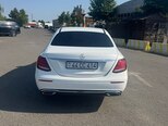 Mercedes E 220 d-11