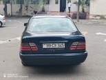 Mercedes E 220-3