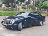 Mercedes E 220-4