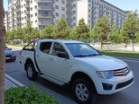 Mitsubishi L200-11