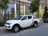Mitsubishi L200-10