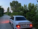 Mercedes 230 E-2