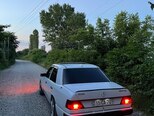 Mercedes 230 E-4