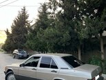 Mercedes 190-5