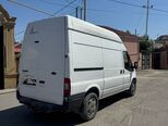 Ford Transit-4