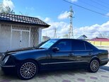 Mercedes E 280-4