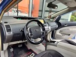 Toyota Prius-12