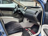Toyota Prius-14