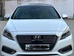 Hyundai Sonata-1