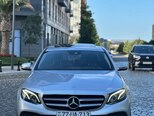 Mercedes E 220 d-1