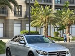 Mercedes E 220 d-6