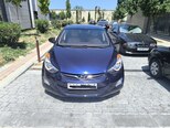 Hyundai Elantra-1