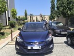 Hyundai Elantra-11