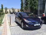 Hyundai Elantra-12