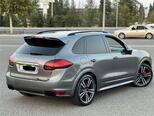 Porsche Cayenne GTS-5
