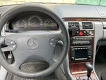 Mercedes E 200-8