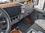 Ford Transit-9