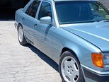 Mercedes 230 E-9