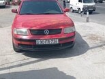 Volkswagen Passat-1